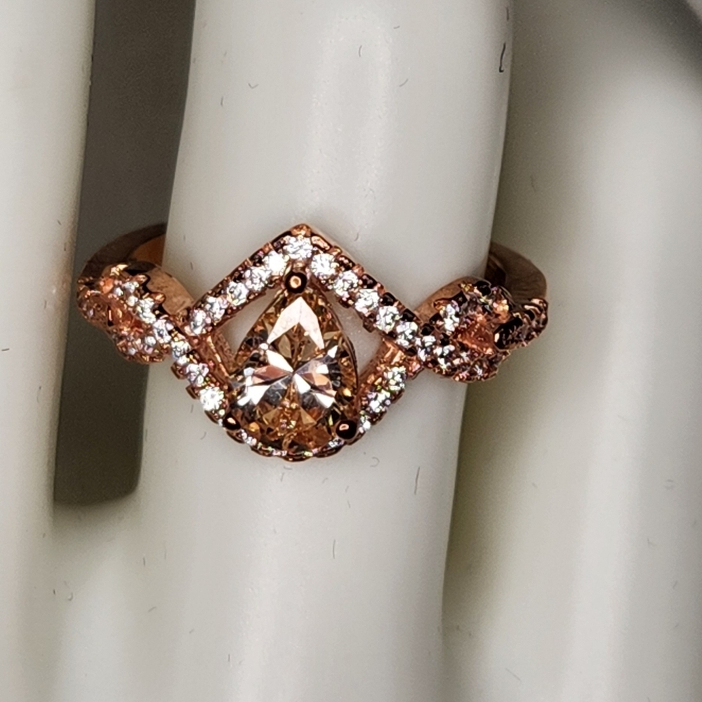 Sz.9 Pear Swirl Ring S925 Silver